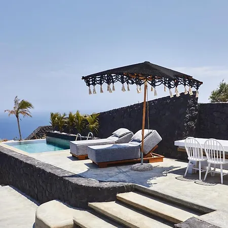 Hotel Theano Cave &