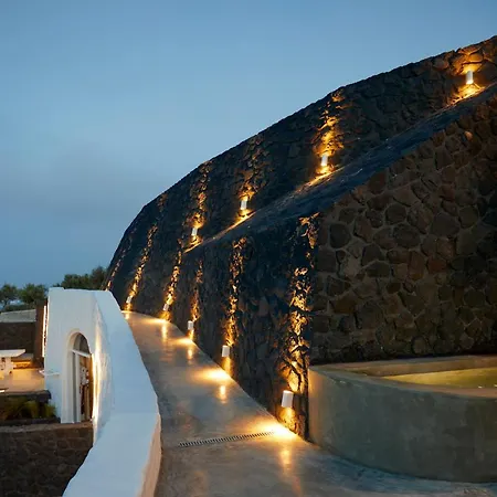 Theano Cave &