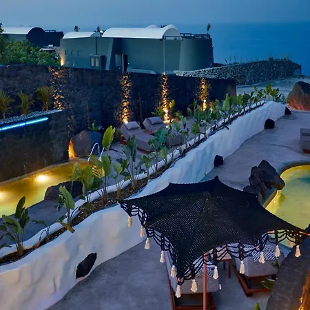 Hotel Theano Cave &